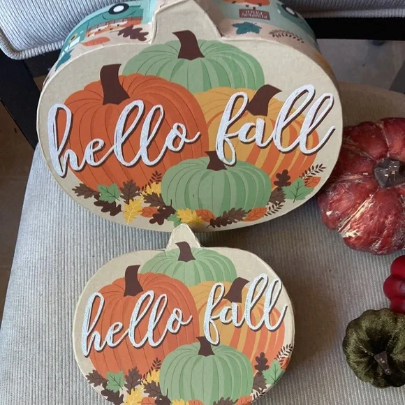 Fall harvest autumn gift boxes says “hello fall” - Picture 2 of 6
